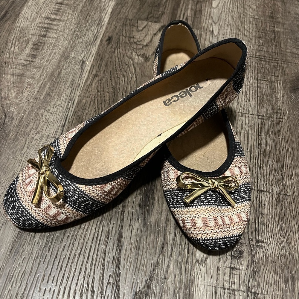 Colourful ballet flats. Size 8.